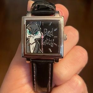 Bad Kitty Watch Silver Case Silver Hour Hands Pink Second Hand 8 inch Strap Cat